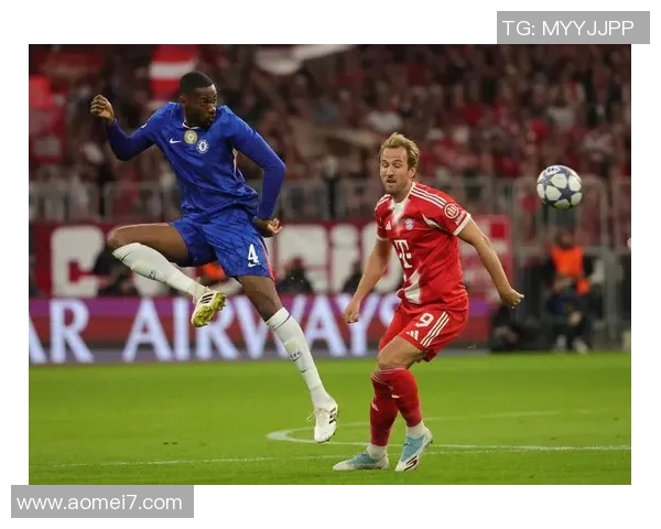 欧联杯精彩对决拜仁与切尔西战成平局神扑瞬间引发全场热议