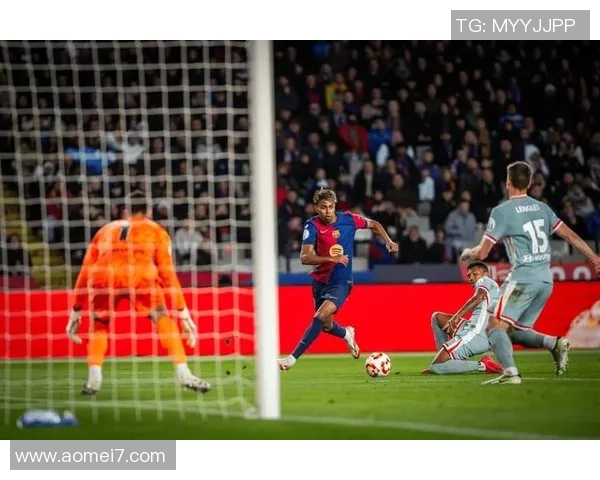 德甲精彩对决巴萨逆转战胜巴黎圣日耳曼引发全场热议